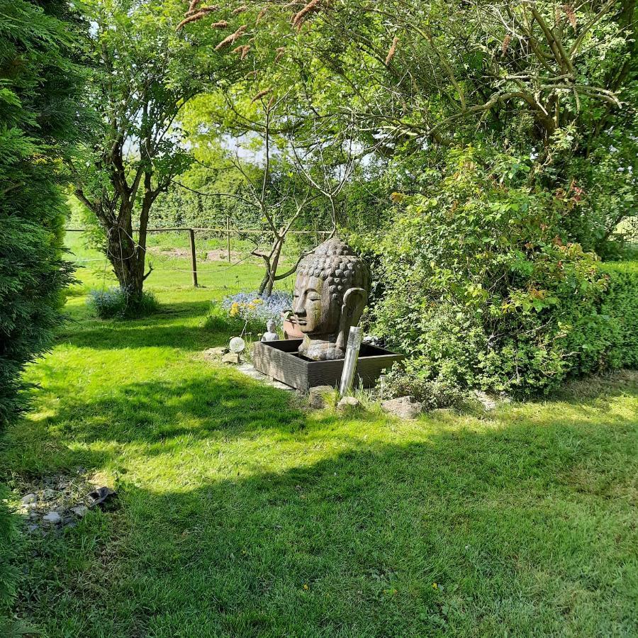 Un Petit Coin De Paradis 2 Clairfontaine Exterior photo
